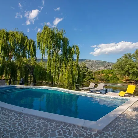Dom wakacyjny Villa Verde *