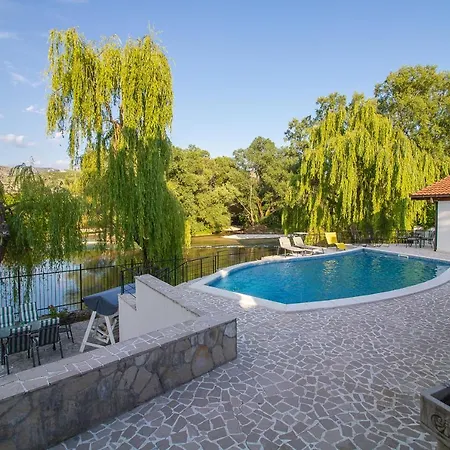 Villa Verde 모스타르